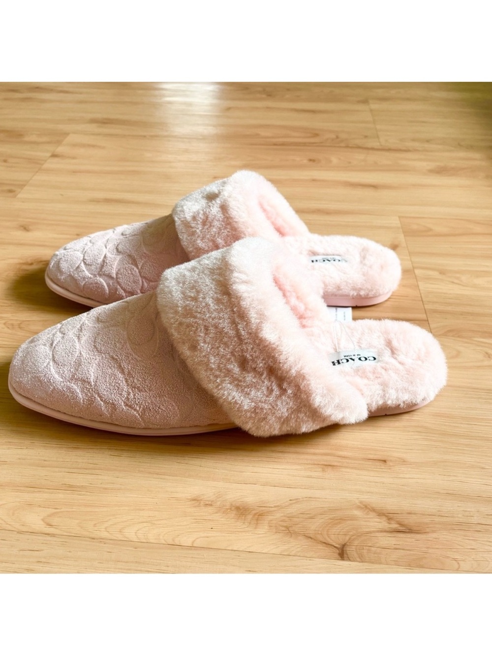 Coach Sherpa Flat Mule In Signature
Suede#CCX65 Women 10.0 US - Picture 7 of 8